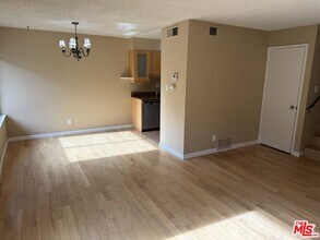 Building Photo - 3755 Radburn Dr