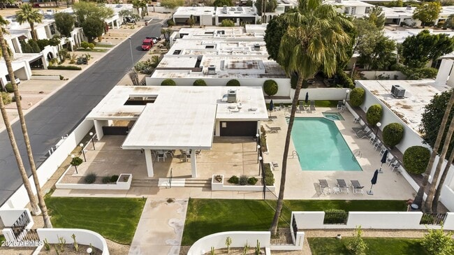 Building Photo - 6834 N 72nd Pl