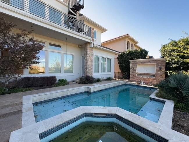 Building Photo - 4459 Lena Ln