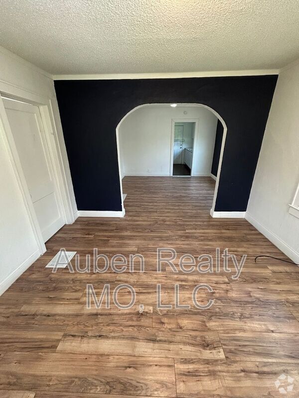 Building Photo - 4346 Montgall Ave