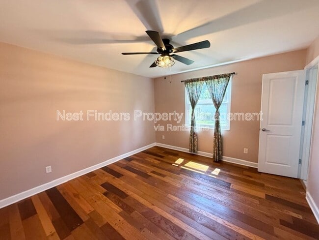 Building Photo - 3734 B Ward St