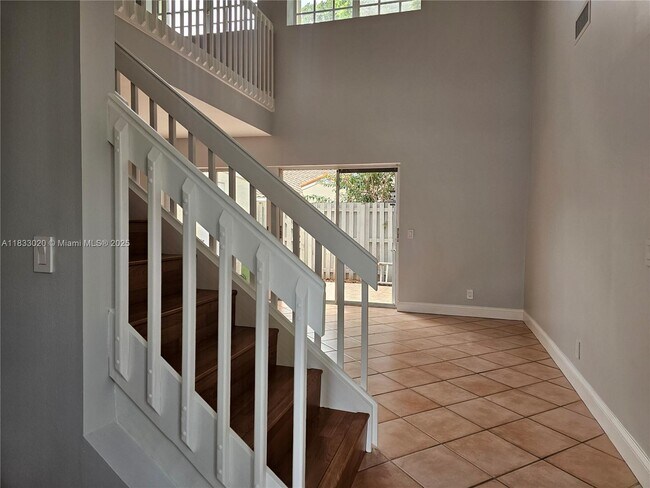 Building Photo - 1359 Springside Dr