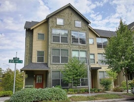 Building Photo - 4402 28th Ave S