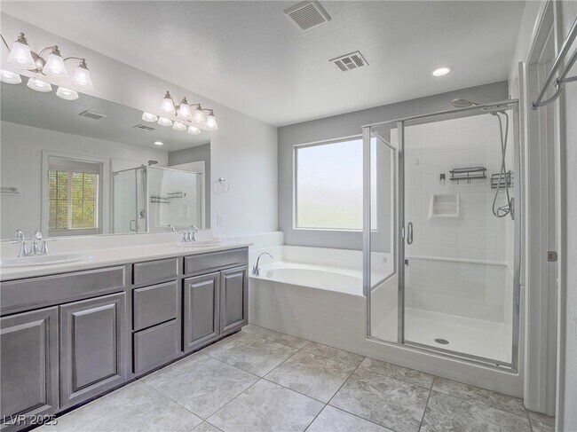 Building Photo - 7753 Petite Pillar Ct