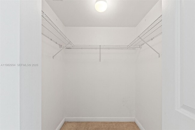 Building Photo - 1755 E Hallandale Beach Blvd