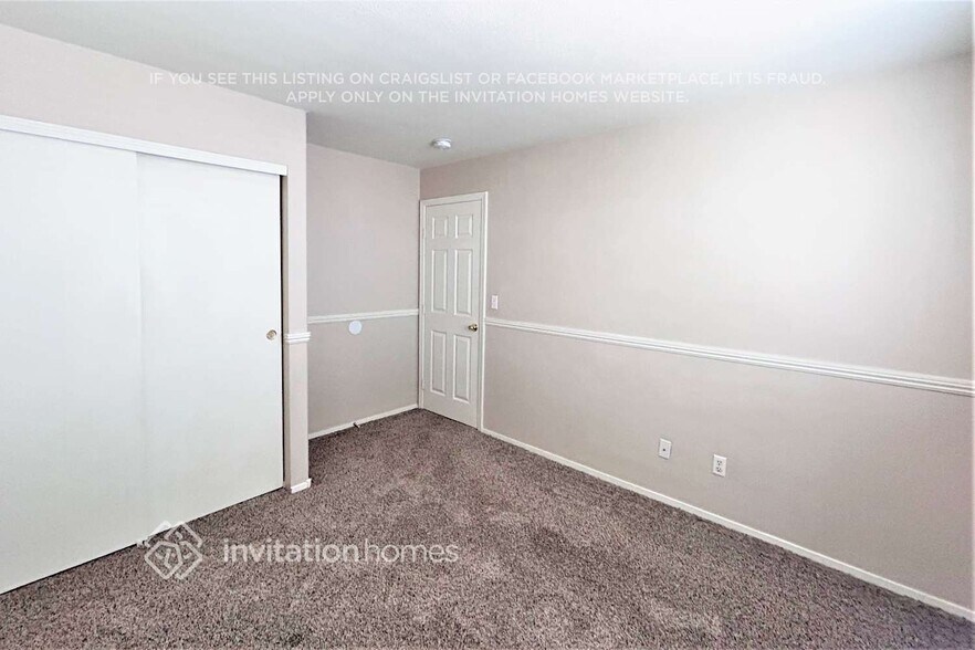 Building Photo - 539 Country Apple Ave