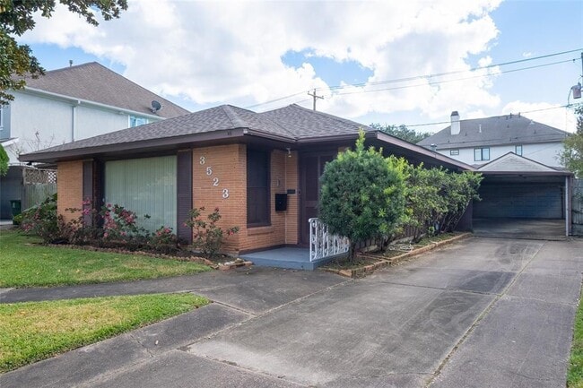 Building Photo - 3523 Glen Haven Blvd