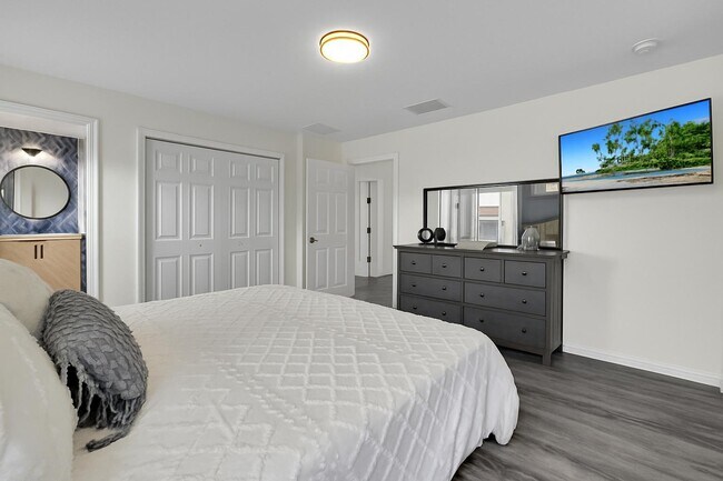 Building Photo - 4562 Baleno Ln