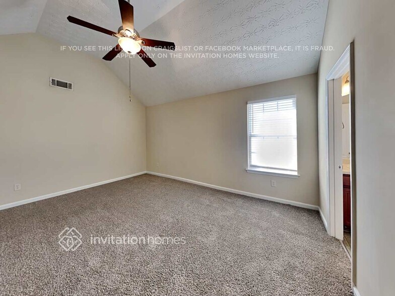 Building Photo - 4444 Grove Lake St SW