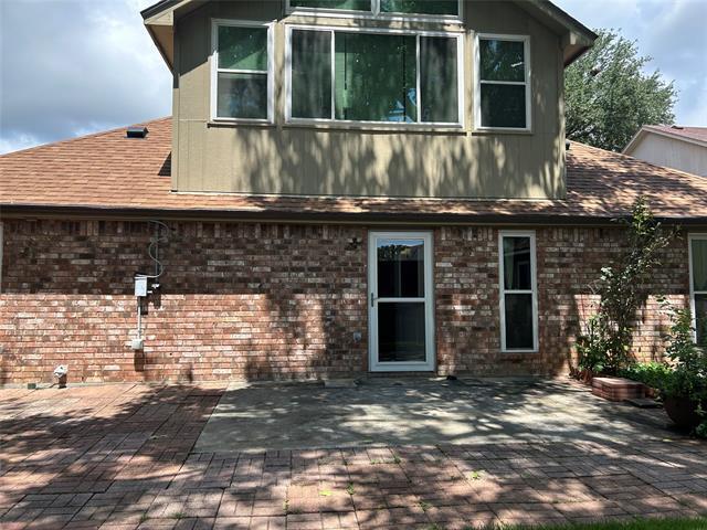 Building Photo - 2106 Millwood Dr