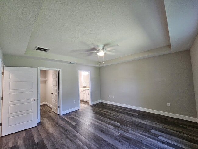 Building Photo - 26 Spruce Terrace