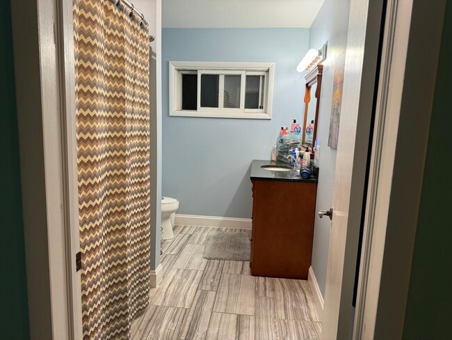 Building Photo - Gougeon Lake House