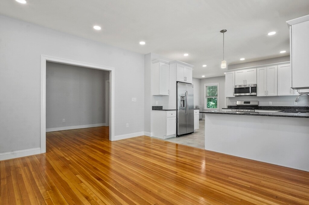 Building Photo - 91 Verndale St