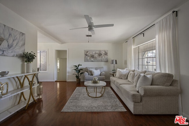 Building Photo - 2723 Ballard St