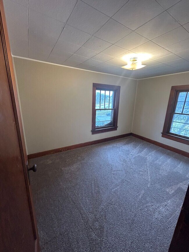 Building Photo - 2312 Terrace Rd