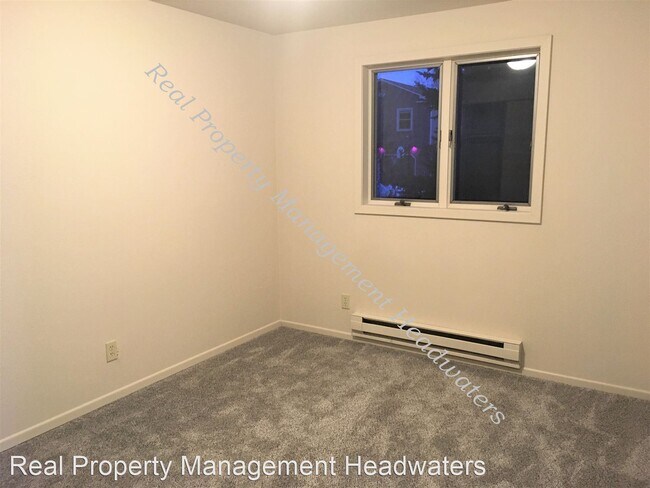 Building Photo - 3 br, 2.5 bath House - 1560 Williamsburg Road