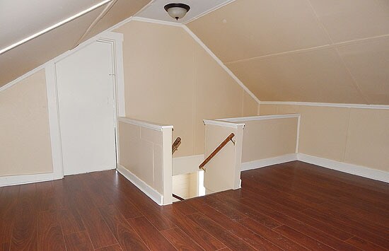 Building Photo - 167 Birch St