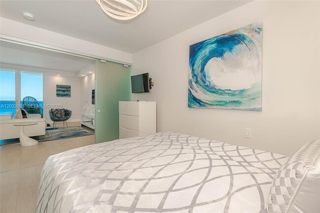 Building Photo - 2301 Collins Ave