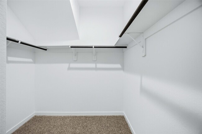 Building Photo - 31510 Chippenham Colony Ct