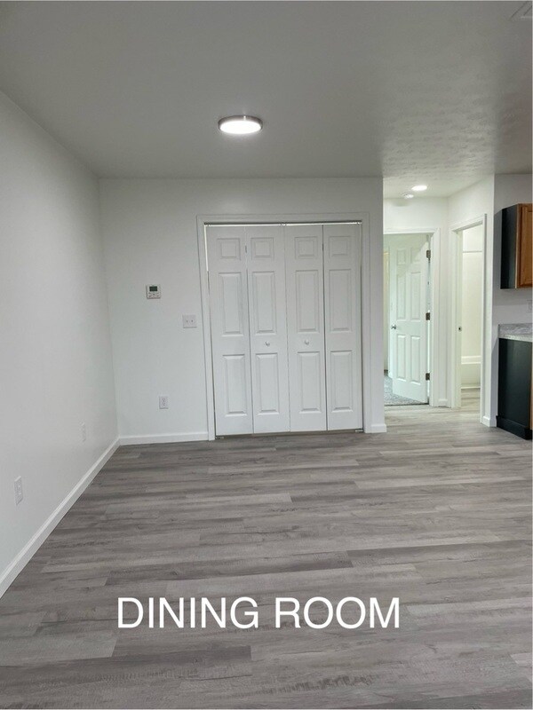 Building Photo - 2505 Delaware St