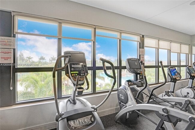 Building Photo - 10500 NW 78th Terrace