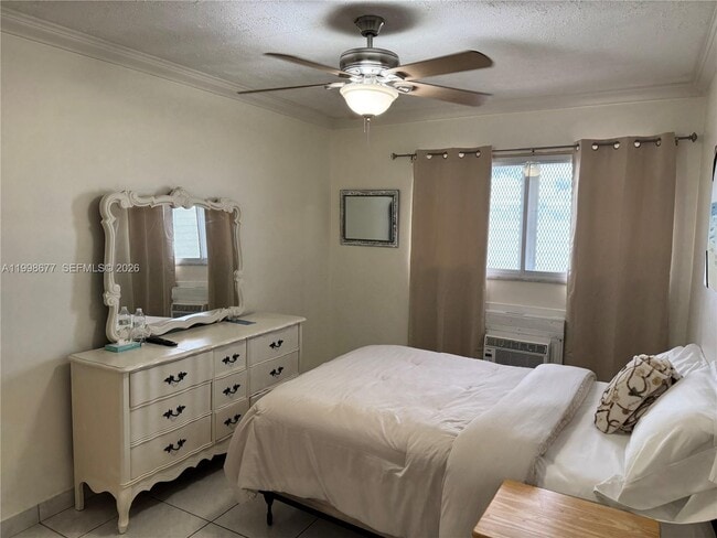 Building Photo - 920 SW 11th Ave