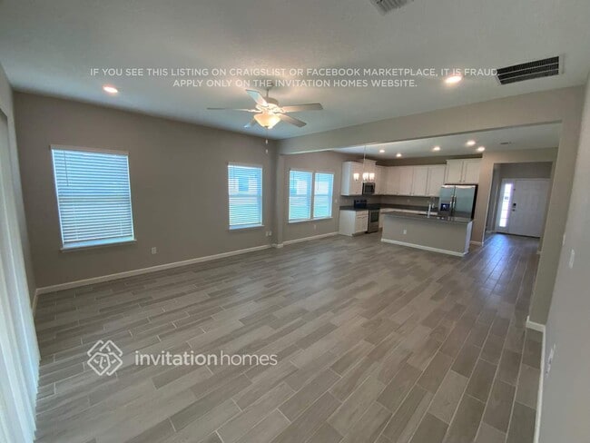 Building Photo - 9962 Lemon Grass Ln