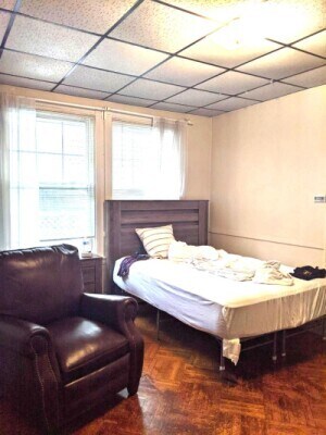 Building Photo - 17 Putnam Ave