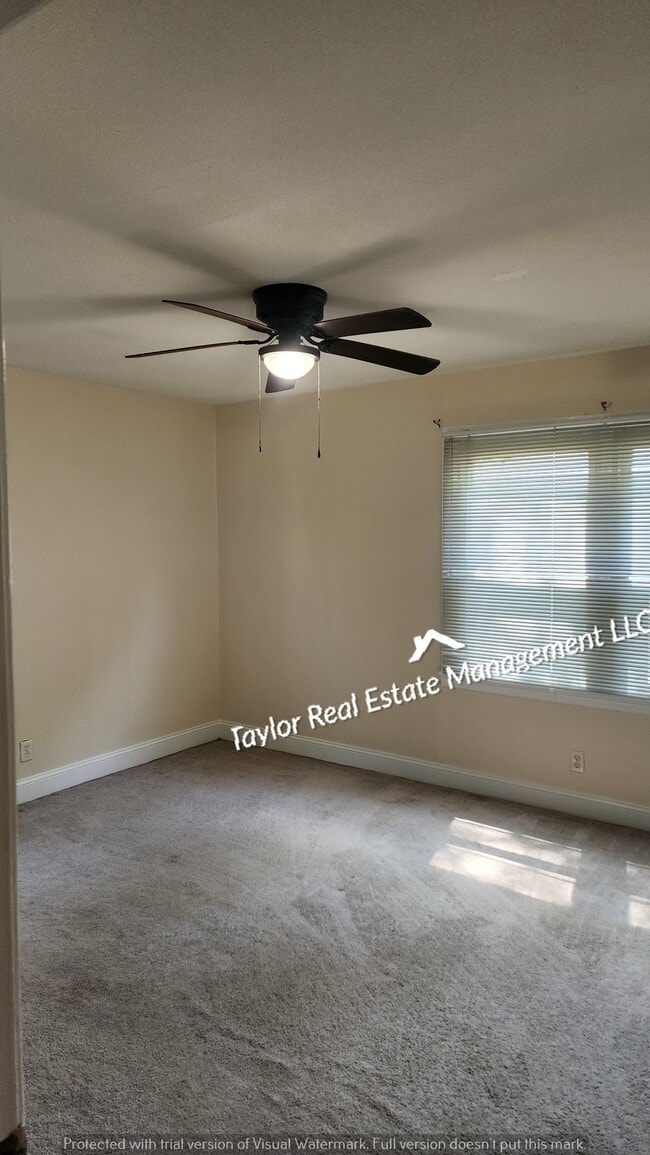 Building Photo - 1154 Hermitage Dr