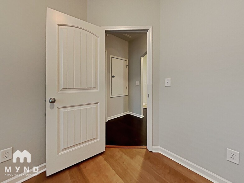 Building Photo - 6313 Cathwick Ct