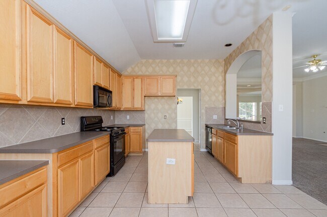 Building Photo - 4319 Dow Way