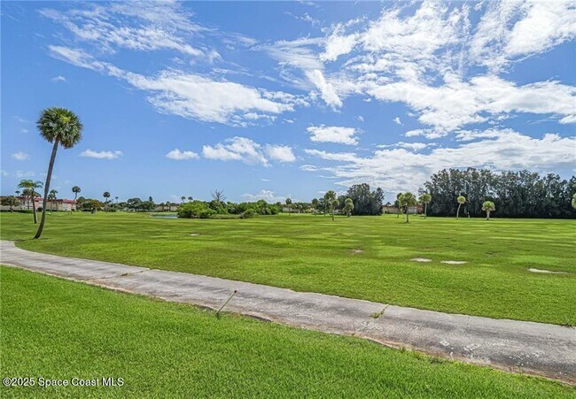 Building Photo - 55 Woodland Dr