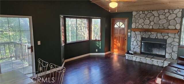Building Photo - 27607 Oak Knoll Dr