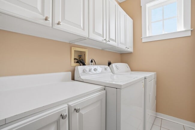 Building Photo - Fully Furnished Home on Tybee Island for Lease!