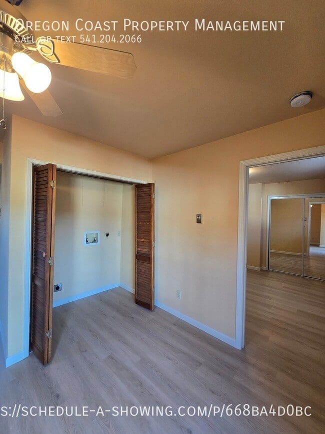 Building Photo - 1441 NW 20th St