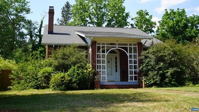 Building Photo - 191 Barbour St
