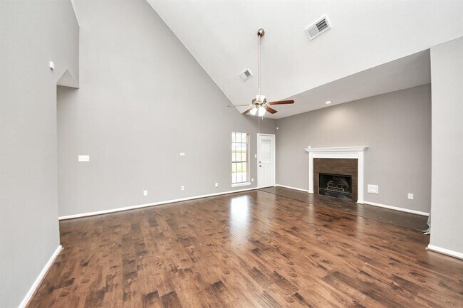 Building Photo - 5723 Whitemills Dr