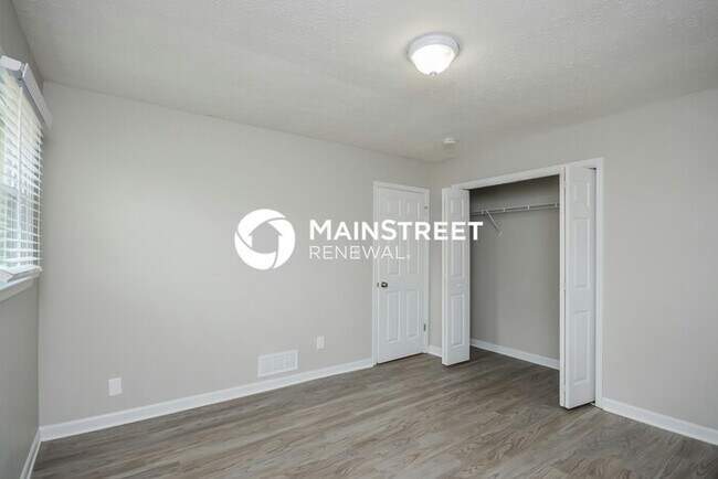 Building Photo - 3 Bedroom Pet-Friendly Home in Conyers, GA with Main Street Renewal