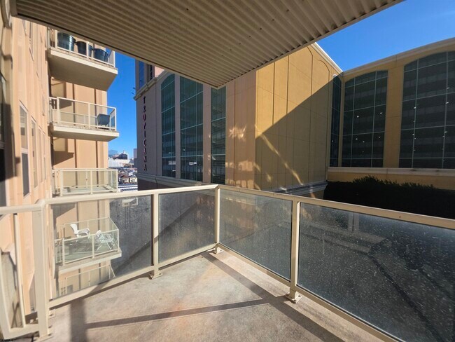 Building Photo - 2834 Atlantic Ave