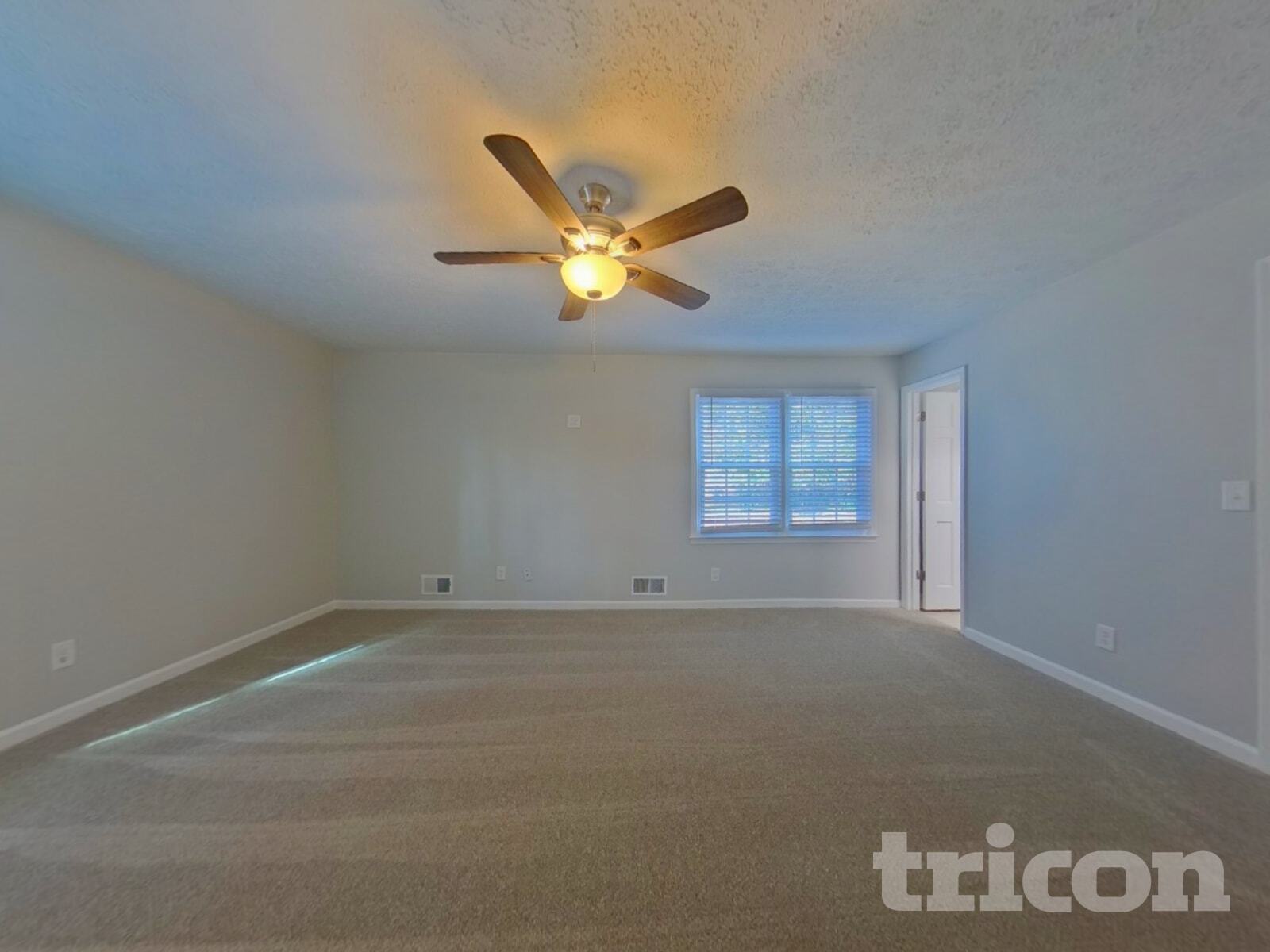 Building Photo - 429 Sugar Springs Way