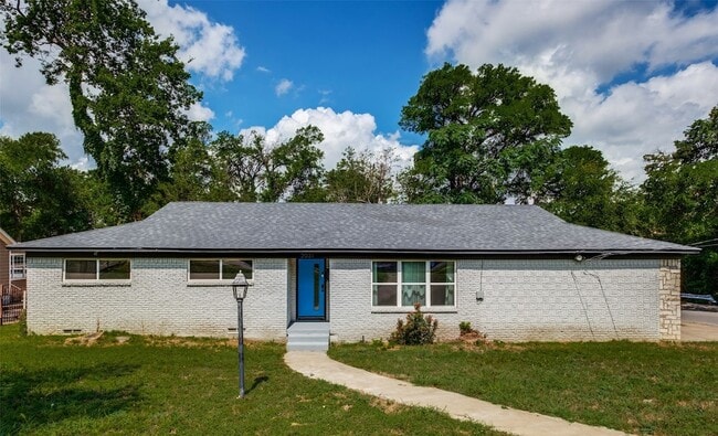 Primary Photo - 2031 Brookhaven Dr