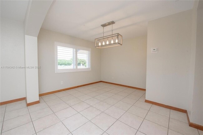 Building Photo - 24595 SW 147th Ave