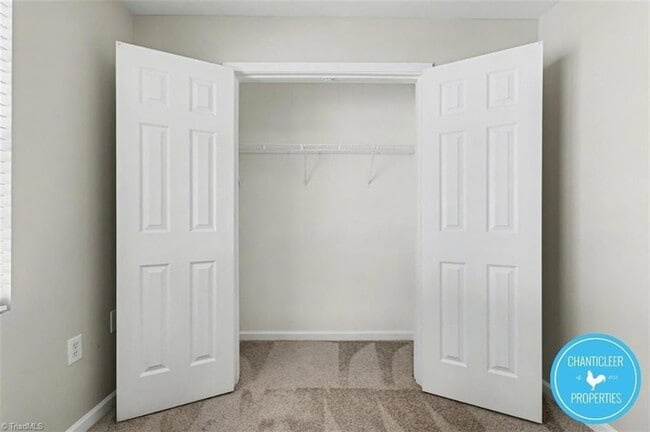 Building Photo - 1041 W Barton St