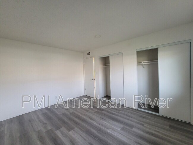 Building Photo - 2803 Norcade Cir