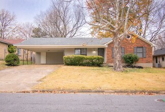 Building Photo - Renovated 3BR/2B home in 38134