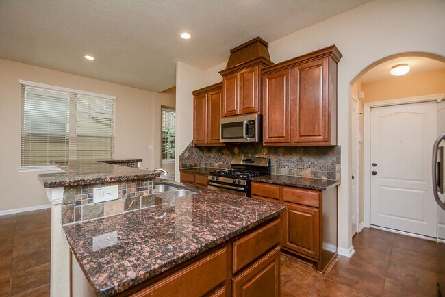 Building Photo - 22 Cheswood Manor Drive