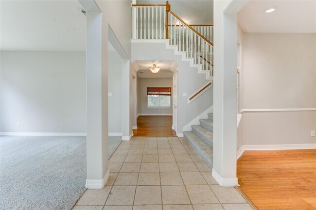 Building Photo - 12207 Lakewood Glade Ct