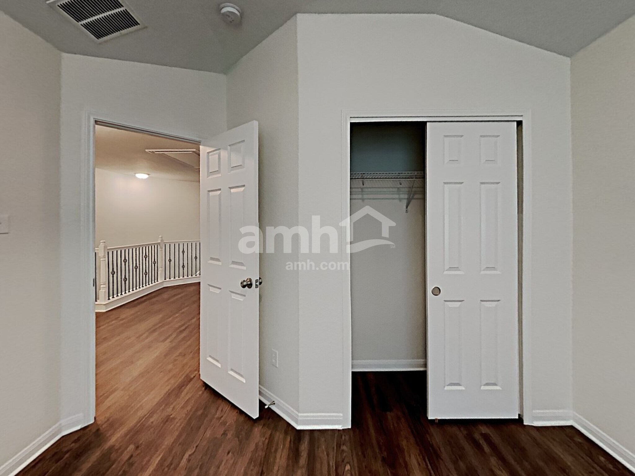 Building Photo - 1038 Lauren St