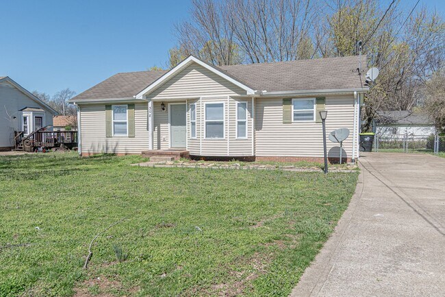 Building Photo - Available now 1/2 off 1st months rent