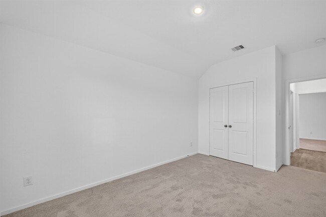 Building Photo - 3013 Myrtle Bch Ln